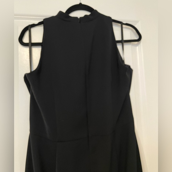 Shift Dress - Picture 4 of 7